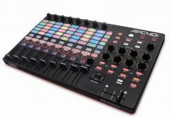 CONTROLADOR APC40 MKII AKAI — foto 1
