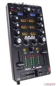 Anúncio: AKAI AMX