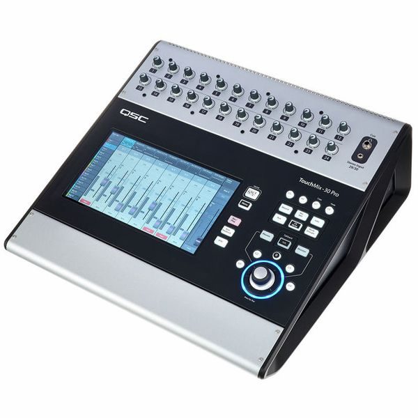 QSC TOUCHMIX 30 PRO — foto 1