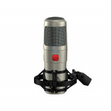 MICROFONE BEHRINGER T1
