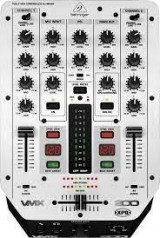 INTERFACE BEHRINGER VMX200